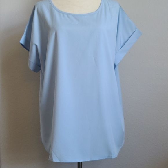 SHEIN Tops - PLUS SIZE SHEIN CURVE WOMAN'S TOP